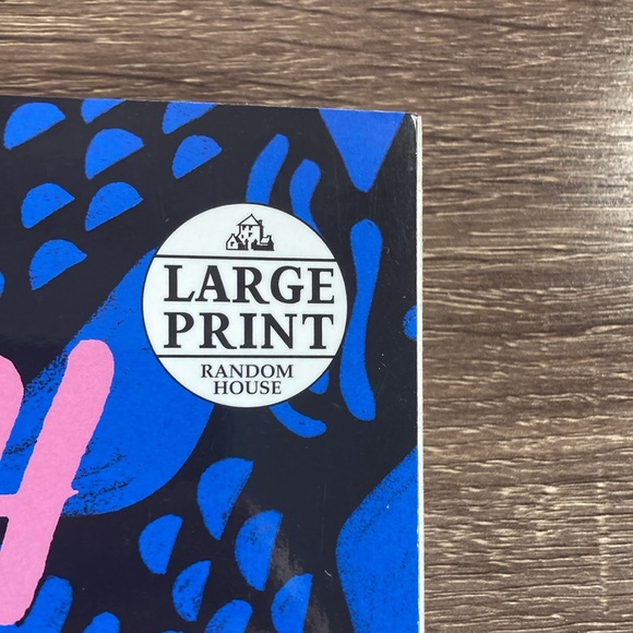 EUC Kiley Reid Such a Fun Age: Reese's Book Club Large Print - Picture 4 of 5